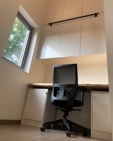 Eiken bureau handgemaakt