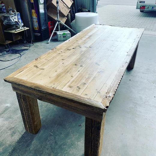 eiken handgemaakte tafel